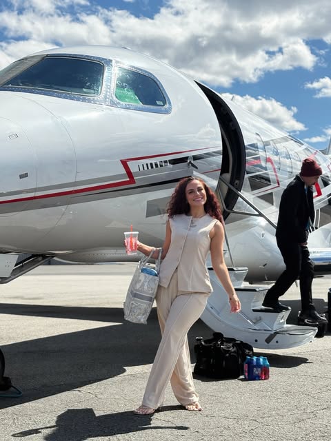 Alycea Skye by a private jet